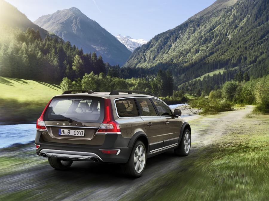  Volvo XC70 2014 года  (фото 4 из 7)